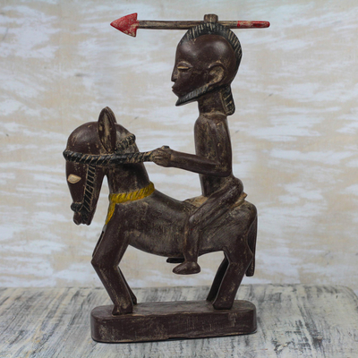 Escultura de madera - Escultura de madera de guerrero a caballo marrón y crema de Ghana