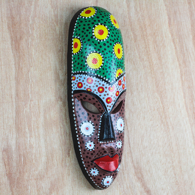 Máscara de madera africana - Máscara de madera africana pintada hecha a mano en Ghana