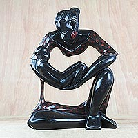 Holzskulptur „Fürsorgliche Mutter“ – Künstlerische Mutter-Kind-Skulptur aus Sese-Holz aus Ghana
