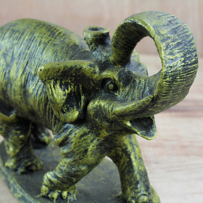 Keramikskulptur - Keramikskulptur eines Elefanten in Gelb aus Ghana