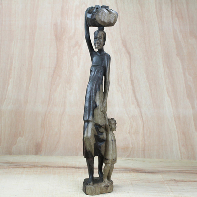 Escultura en madera de ébano - Escultura de madre e hijo de madera de ébano de Ghana