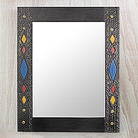 Espejo de madera, 'Diamantes de colores' - Espejo de pared de aluminio y latón de madera Sese de Ghana
