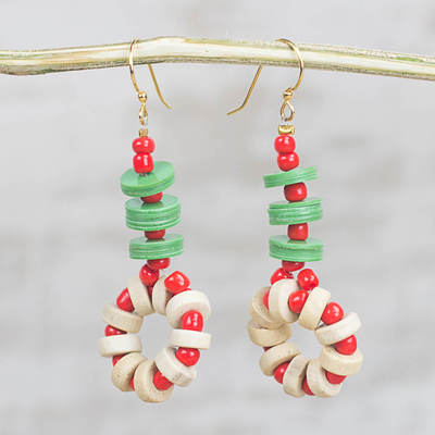 Ohrringe aus recyceltem Glas und Kunststoffperlen - Rote und grüne Perlenohrringe aus recyceltem Glas und Sese-Holz