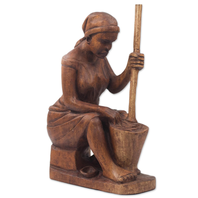 Escultura de madera - Escultura de madera de caoba de una mujer golpeando a Fufu