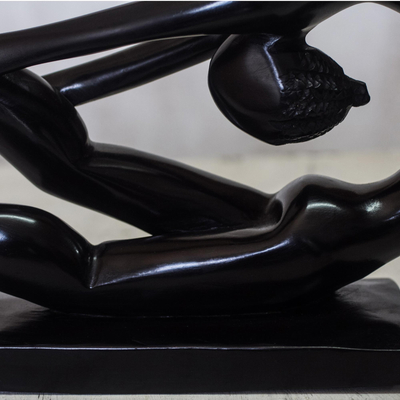 Escultura de madera - Escultura de madera negra de una mujer de Ghana