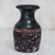 Dekorative Vase aus Holz - Dekorative Vase aus Sese-Holz in Schwarz und Rot aus Ghana