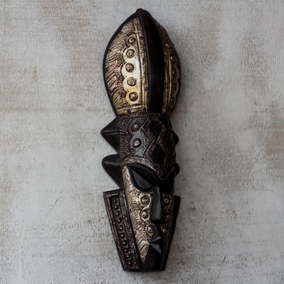Máscara de madera africana - Máscara africana de madera de Sese con temática de realeza de Ghana