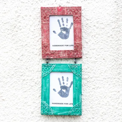 Wood photo frame dyptich, 'Red and Green' (5x7) - Wood Photo Frame Diptych from Ghana (5x7)