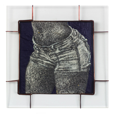 'Soft Shell' - Pintura expresionista enmarcada en vidrio de las caderas de una mujer