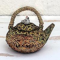 Dekorative Teekanne aus Keramik, „Dots and Diamonds“ – Dekorative Teekanne aus Keramik mit Punkt- und Rautenmuster