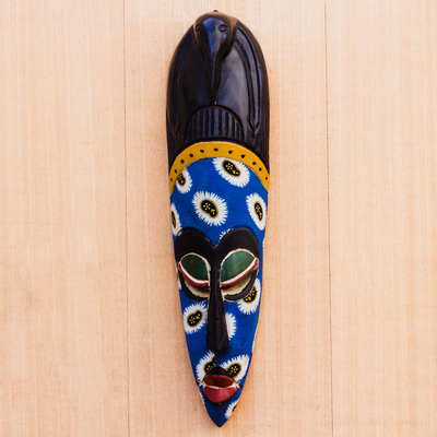 Máscara de madera africana - Máscara de madera africana con acentos de algodón de Ghana