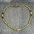 Lange Halskette mit Tigerauge und recycelten Glasperlen - Lange Halskette mit Tigerauge und gelben recycelten Glasperlen