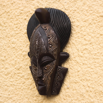 Máscara de madera africana - Máscara de madera africana con temática de la reina Asantewaa de Ghana