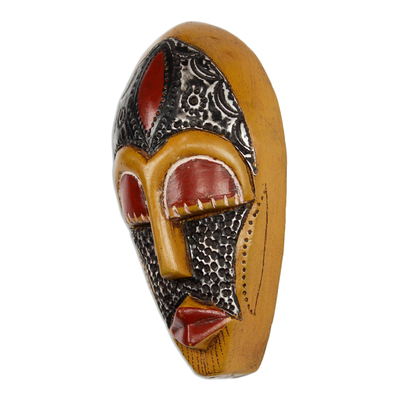 Afrikanische Holzmaske, 'Esbuna' - Afrikanische Holz- und Aluminiummaske in Orange aus Ghana