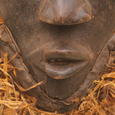 Wood mask, 'Dan Elder' - Original Design Hand Carved Wood African Mask