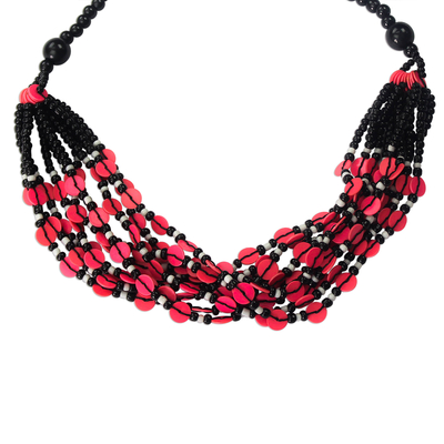 Torsade-Halskette aus recycelten Glasperlen - Fuchsiafarbene Torsade-Halskette aus recyceltem Glas