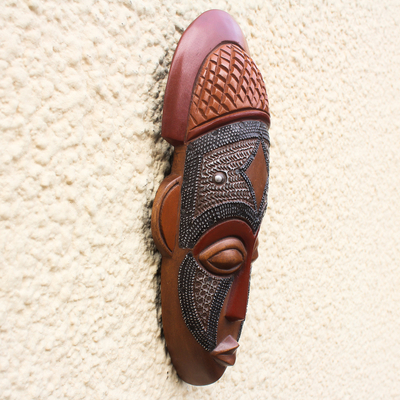 Afrikanische Holzmaske - Westafrikanische Holzmaske aus Ofuntum-Holz mit Aluminium-Akzent