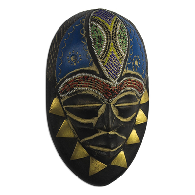 Máscara africana de madera y latón - Máscara de latón y madera de África occidental con cuentas