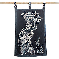 Batik-Wandbehang aus Baumwolle, „Mutter und Kind“ – Schwarz-grüner Batik-Wandbehang von Mutter und Kind