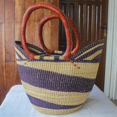 Einkaufstasche aus Bastkorb - Von Hand gefertigte lila gestreifte Bastkorb-Einkaufstasche