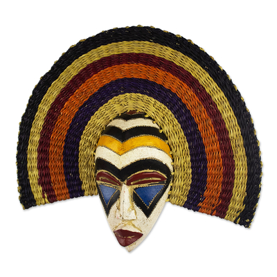 Afrikanische Holzmaske, 'Okpueze - Handgeschnitzte Maske aus afrikanischem Holz