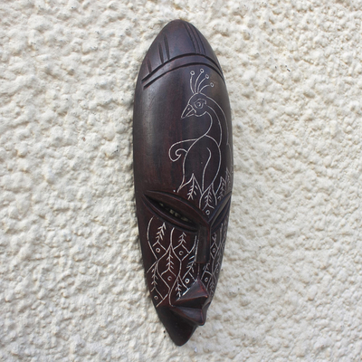 Máscara de madera africana - Máscara de madera tallada a mano de pavo real africano