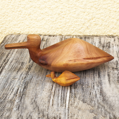 Wood statuettes, 'Duck and Duckling' - Hand Carved Mahogany Mother and Baby Duck Statuettes