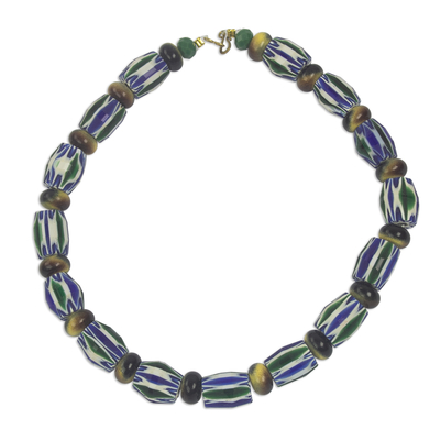 Collar de cuentas de vidrio reciclado, 'Omanye' - Collar de cuentas de vidrio reciclado azul y verde