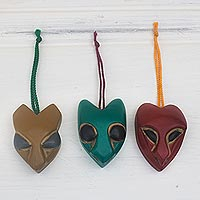 Wood ornaments, 'Kwele mask' (set of 3) - Hand Painted Ofram Wood Holiday Ornaments (Set of 3)