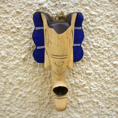 Máscara de madera africana - Máscara de elefante hecha a mano con cuentas de vidrio y madera de Sese