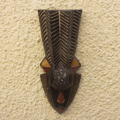 Máscara de madera africana - Máscara de placa de aluminio y madera de sésé africano tallada a mano