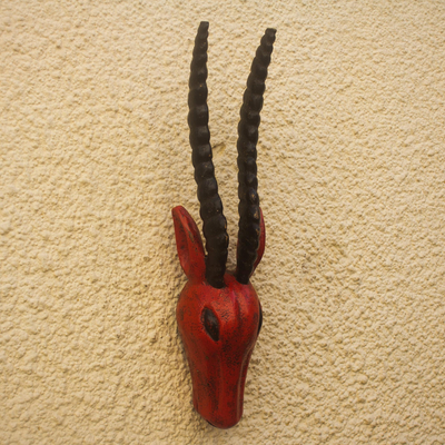 Afrikanische Holzmaske - Handgefertigte Antilopenmaske aus Seseholz