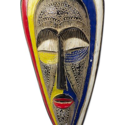 Afrikanische Holzmaske - Handgefertigte Maske aus Sese-Holz und Aluminium