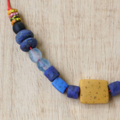 Halskette aus recycelten Glasperlen - Ghanaische Halskette aus recycelten Glasperlen