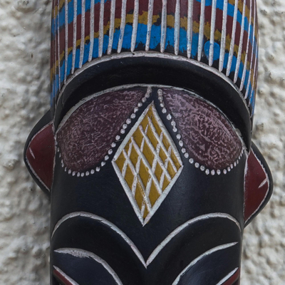 Afrikanische Holzmaske, „Baba“ – handgefertigte Maske aus Kautschukholz und Aluminiumplatte