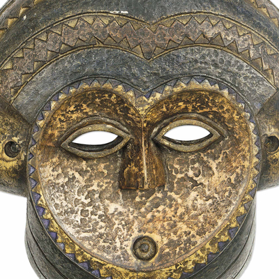 Máscara de madera africana, 'Bakwele' - Máscara de madera Sese hecha a mano de Ghana