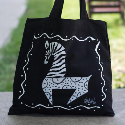 Bolso tote de algodón, 'Dancing Zebra in Black' - Bolso tote con motivo de cebra de algodón negro