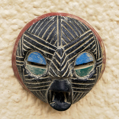 Máscara de madera africana, 'Kwahu' - Máscara de madera africana Sese hecha a mano