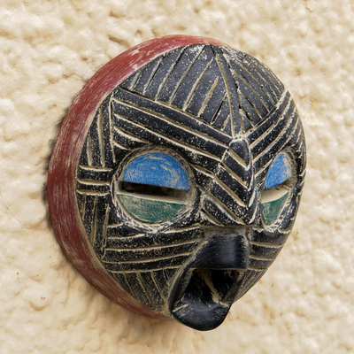 Máscara de madera africana, 'Kwahu' - Máscara de madera africana Sese hecha a mano