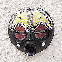 Máscara de madera africana, 'Owia' - Auténtica máscara de madera africana tallada a mano