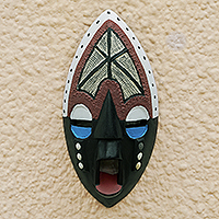 Máscara de madera africana, 'Adame Peace' - Máscara de pared de madera africana Sese con revestimiento de aluminio