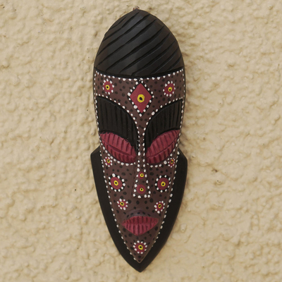 Afrikanische Holzmaske - Handgeschnitzte Wandmaske aus Sese-Holz aus Ghana