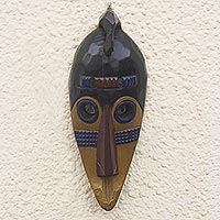 Máscara de madera africana, 'Take Flight' - Máscara de pared de madera Sese con motivo de pájaro