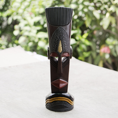 Máscara de madera africana - Máscara de madera africana ghanesa hecha a mano con detalles en latón
