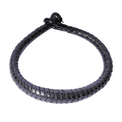 Braided leather bracelet, 'Black Grace' - Handcrafted Braided Leather Bracelet in Black