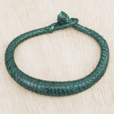 Braided leather bracelet, 'Greenish Grace' - Handcrafted Braided Leather Bracelet in Green