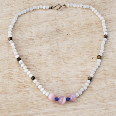 Perlenkette - Halskette mit Katzenauge und Sese-Holzperlen aus Ghana