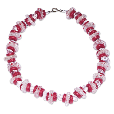 Halskette aus Glasperlen - Umweltfreundliche Halskette aus recycelten Glasperlen in Rot