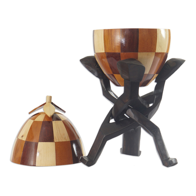 Skulptur aus Holz und Kokosnussschalen - Handgefertigte Skulptur aus Sese-Holz und Kokosnussschale mit Sockel