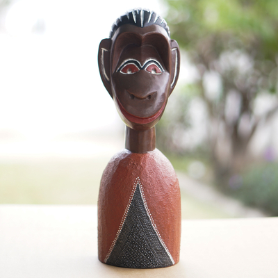 Escultura de madera - Escultura artesanal de madera de sesé de un mono en tonos cálidos